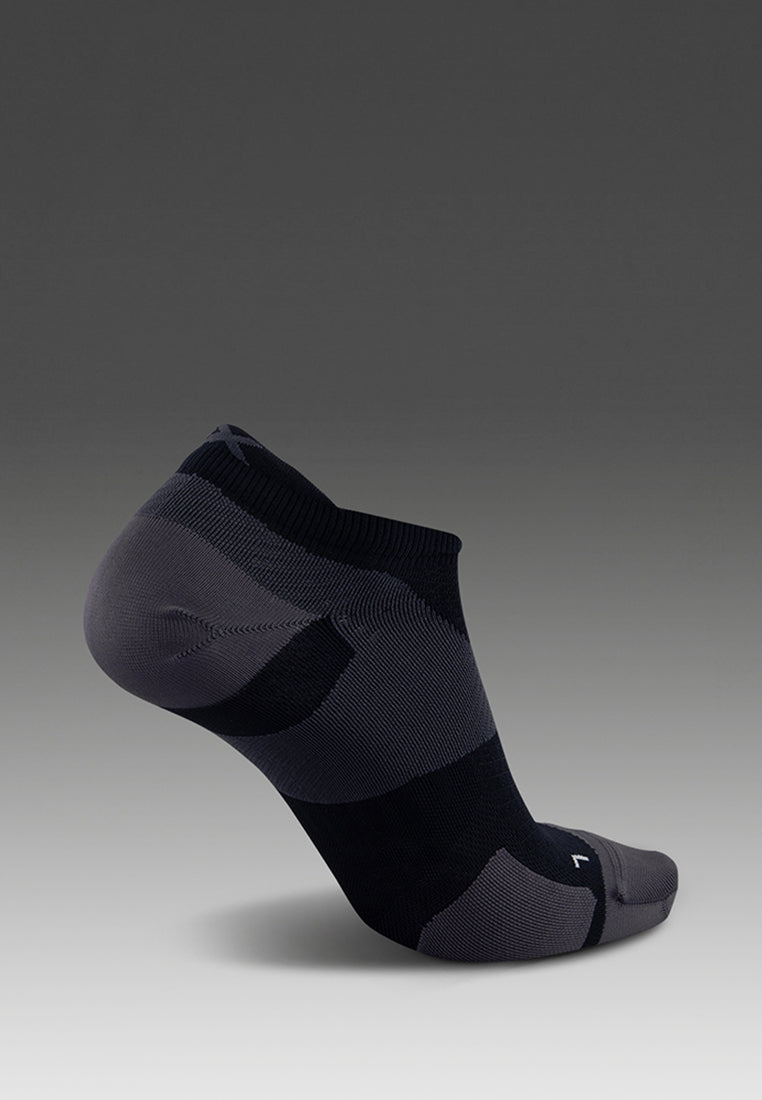 Core Vectr Ultralight No Show Socks (Black)