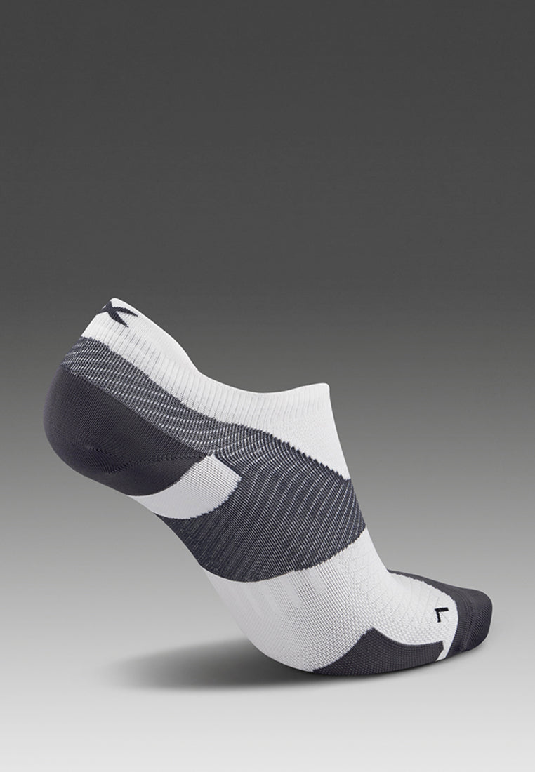 Core Vectr Ultralight No Show Socks(White)