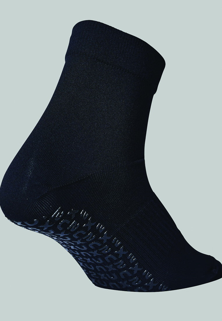 Performance Crew Grip Socks