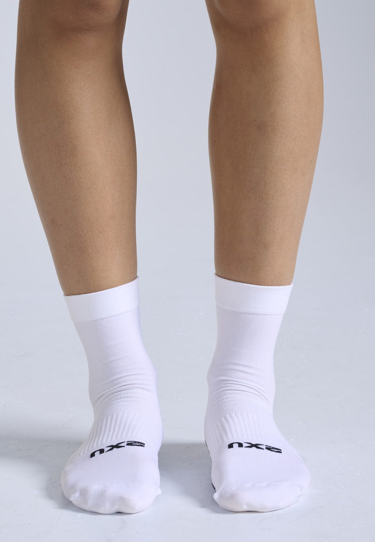 Performance Crew Grip Socks