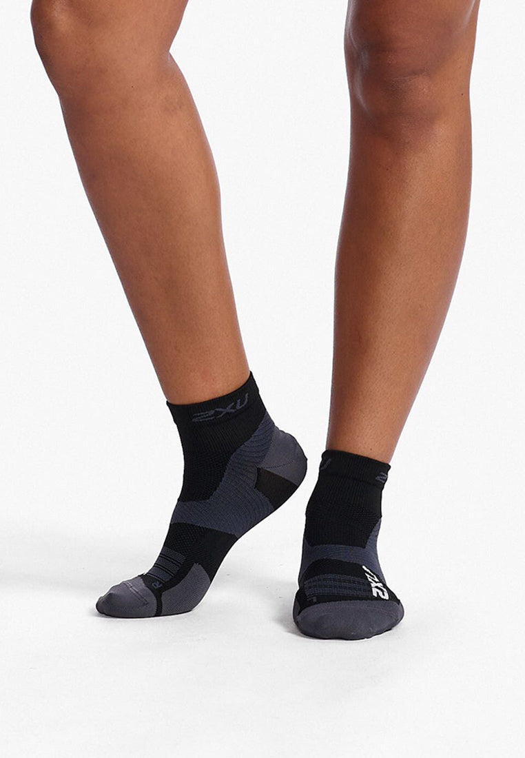 Vectr Ultralight 1/4 Crew Socks （Black）